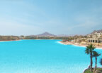 11.29 hectares of crystalline water in the middle of the desert